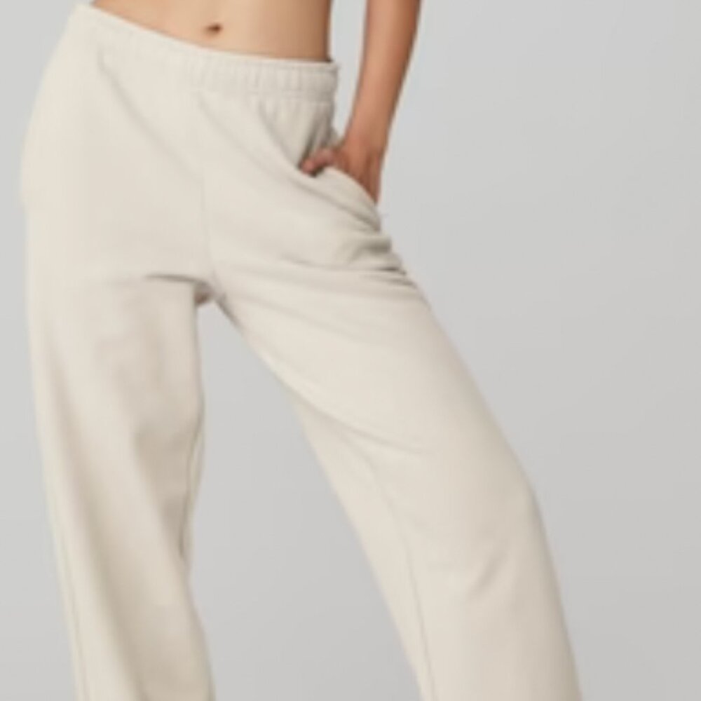 Alo Yoga's Renown Heavy Weight Sweatpant